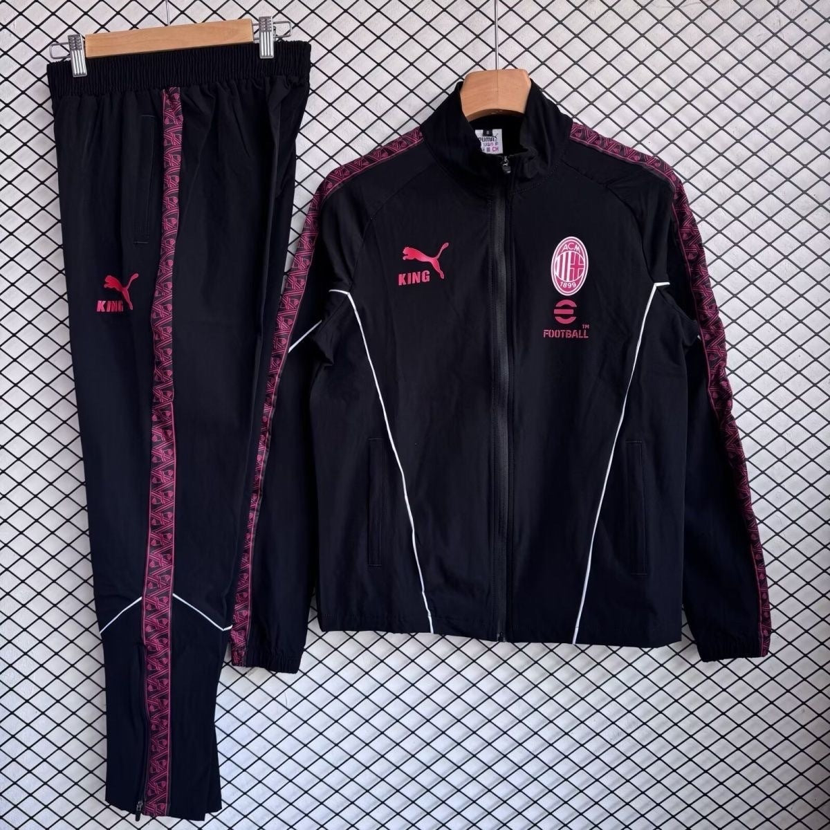 25/26 AC Milan Windbreaker Jackets With Pants