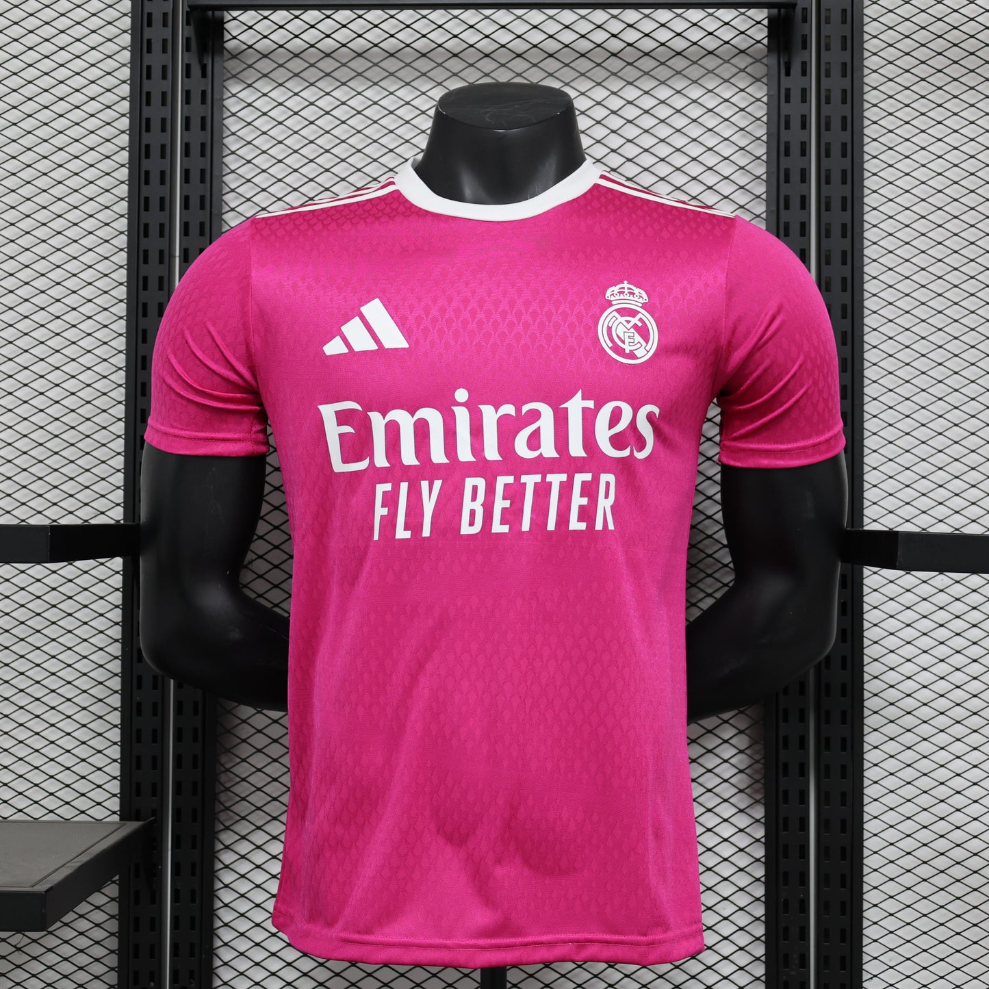 24/25 Real Madrid Pink Players Special Edition Fan Jersey