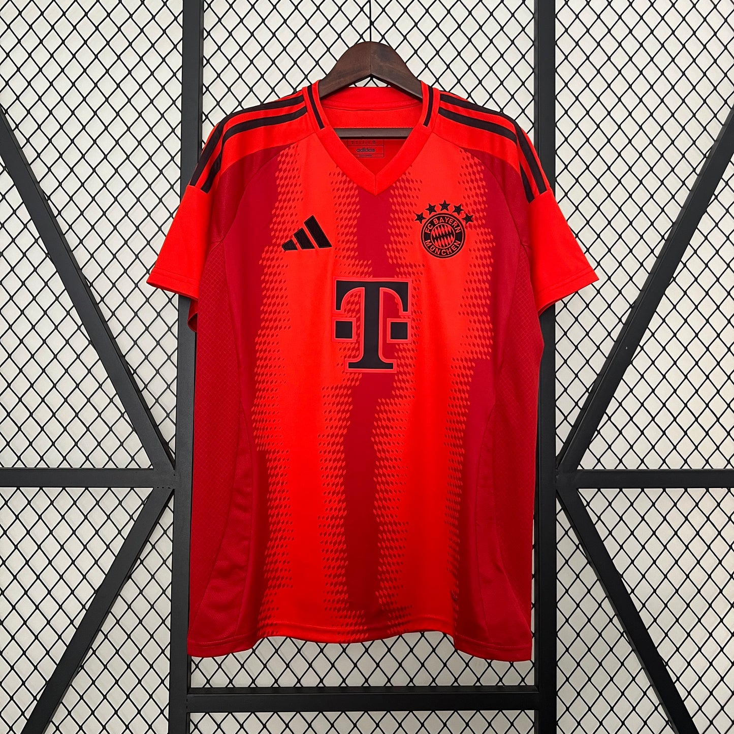 24/25 Bayern Munich Home Fan Jersey