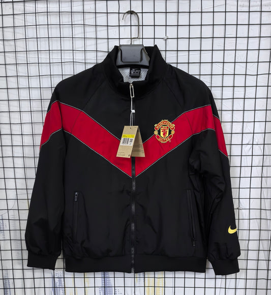 Manchester United 2006/07 Retro Windbreaker Black