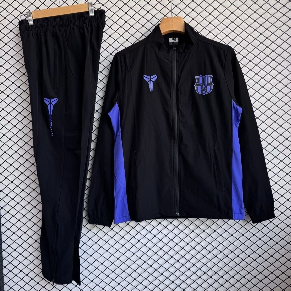 25/26 Barcelona Windbreaker Jackets With Pants
