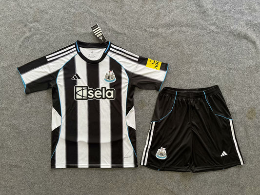 25/26 Newcastle United home Kids Fan Jersey