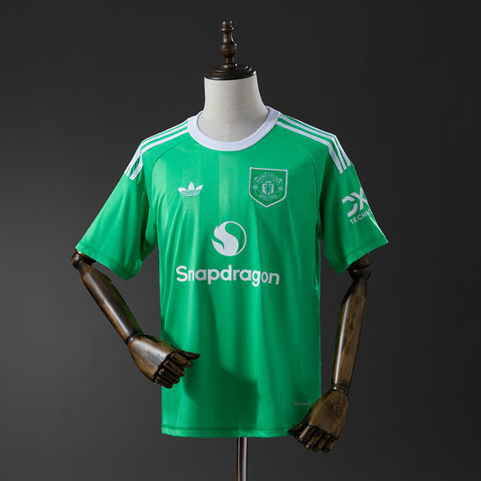 25/26 Manchester United Third Goalkeeper Green Soccer Fan Jersey