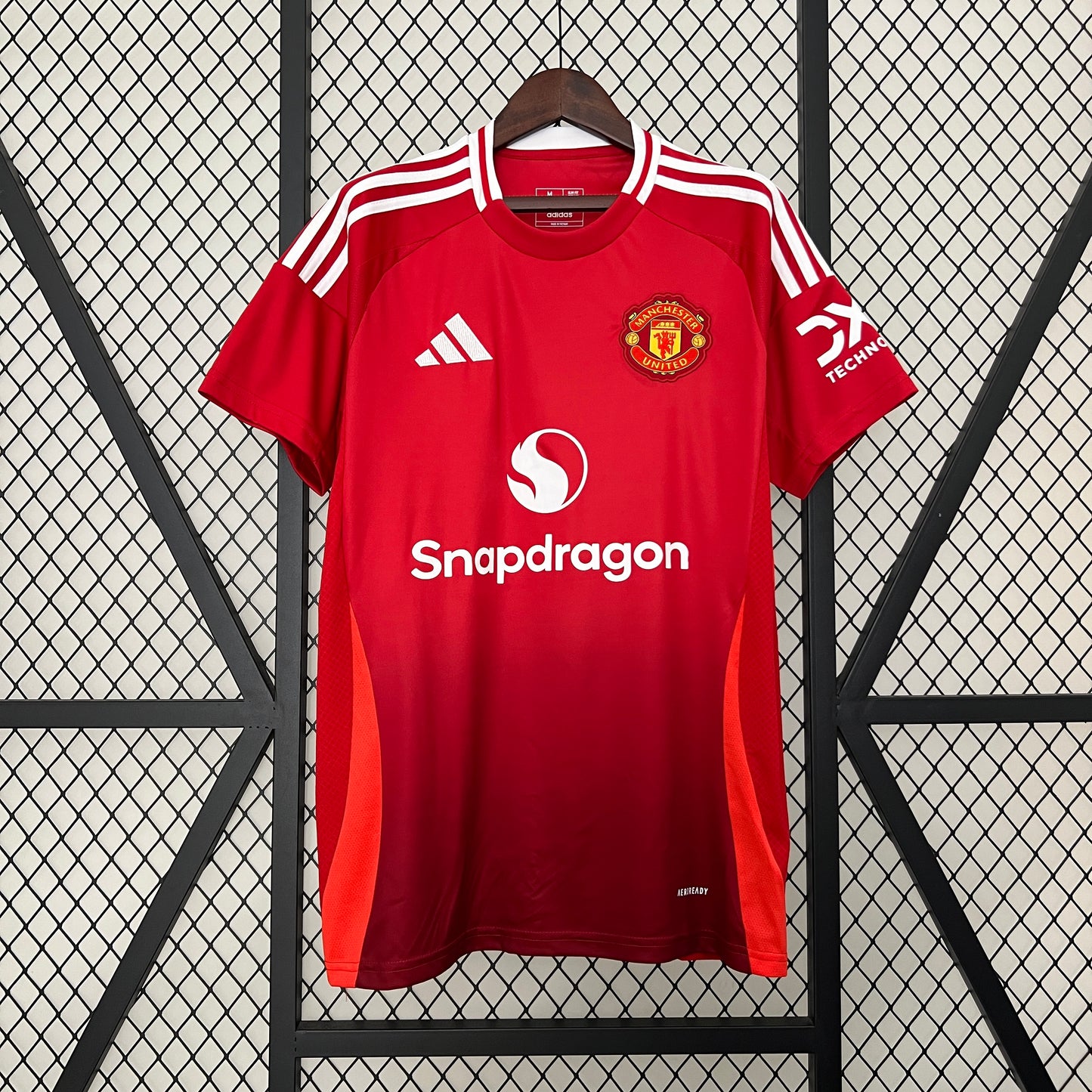 24/25 Manchester United Home Soccer Fan Jersey