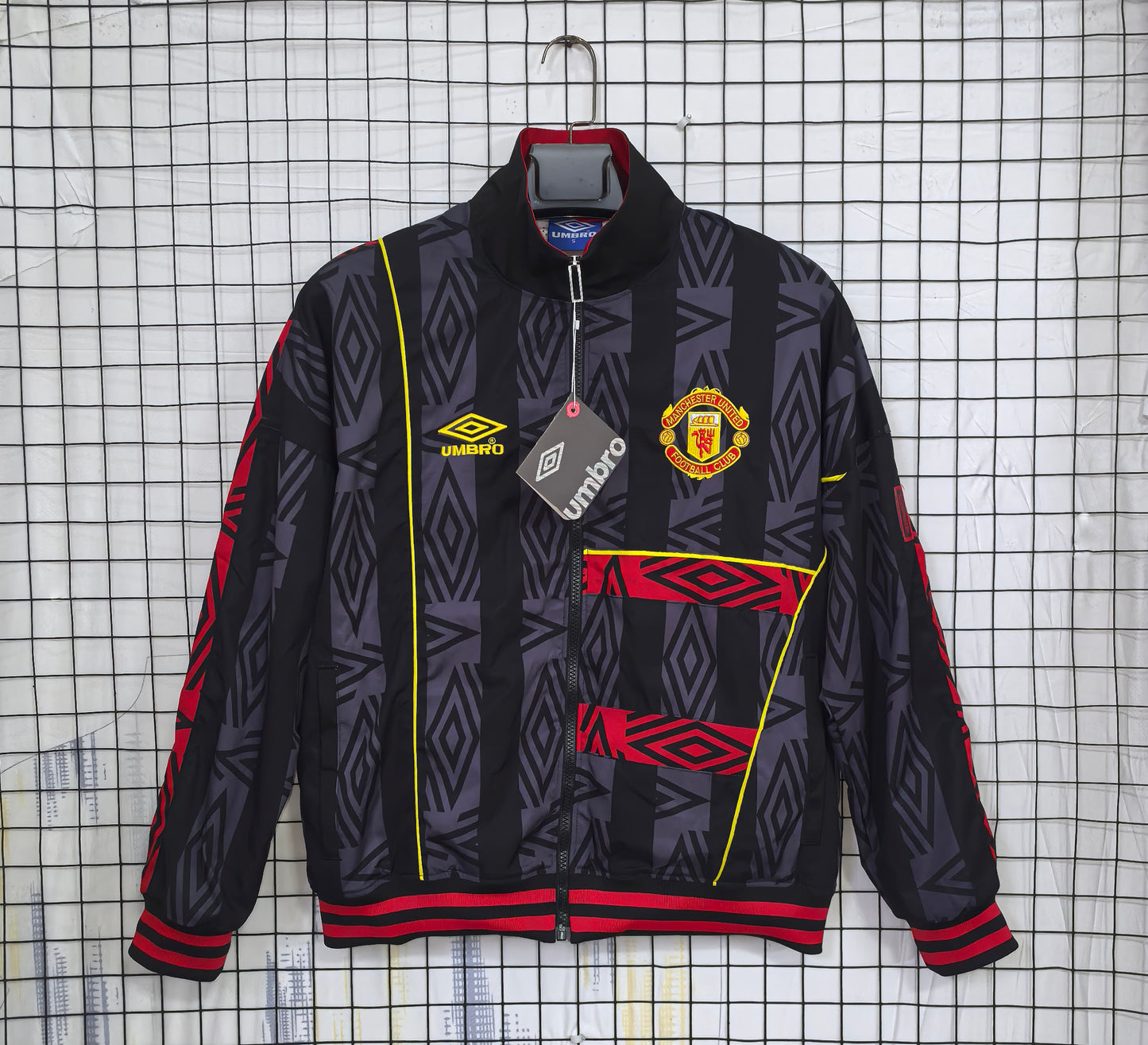 Manchester United 1993/94 Retro Windbreaker Black