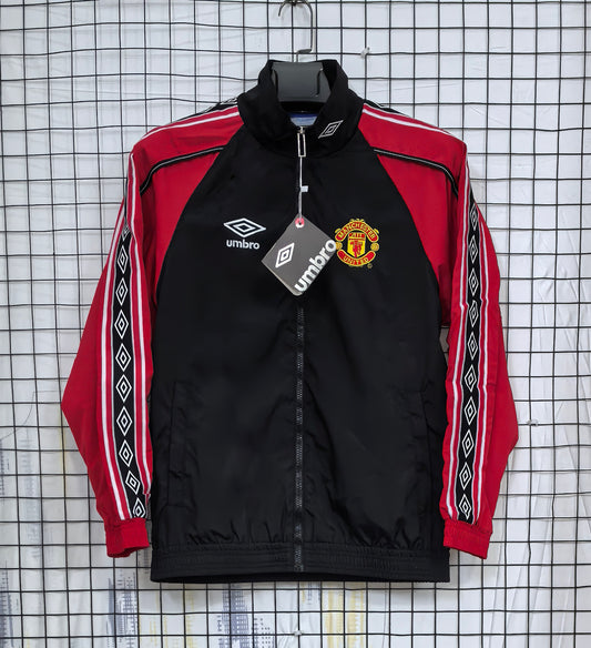 Manchester United 1998 Retro Windbreaker Black