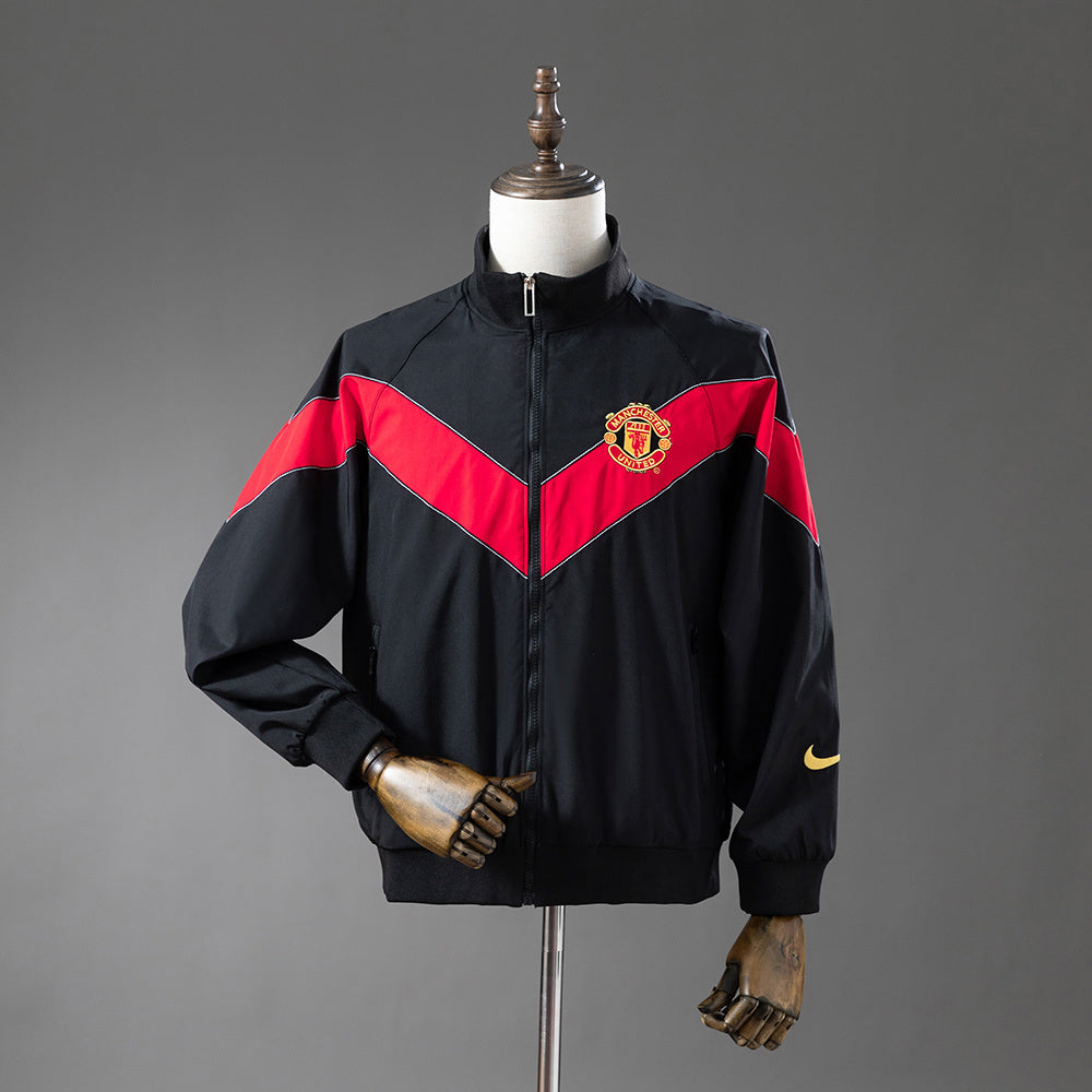 Manchester United 06/07 Windbreaker Black