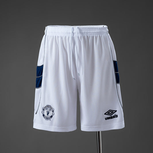 Manchester United 99/00 Away Retro Shorts