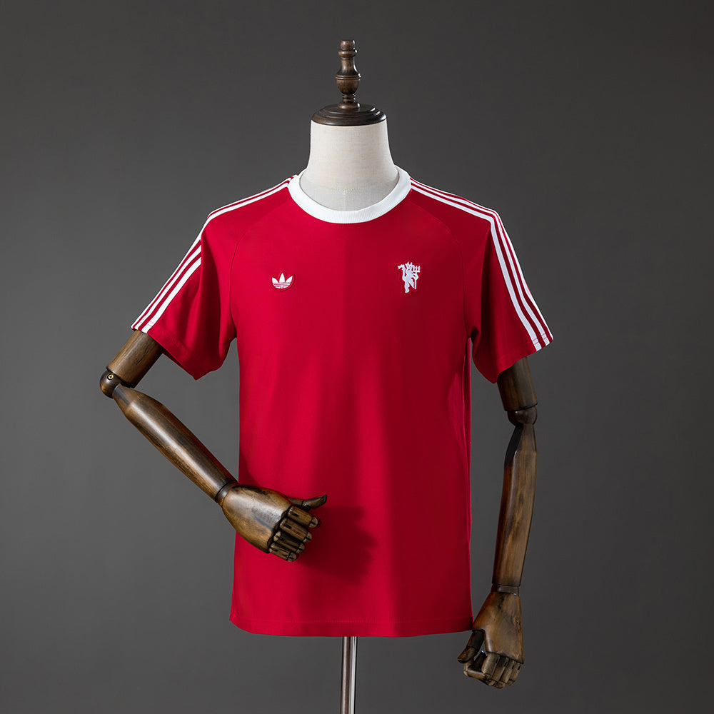 Manchester United Red Terrace Icons T-shirt