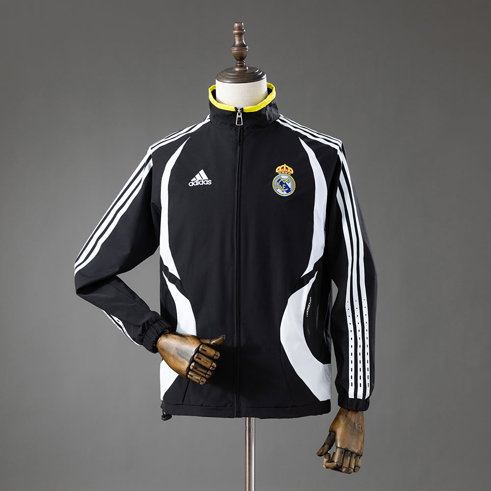 Real Madrid 06/07 Windbreaker - Black