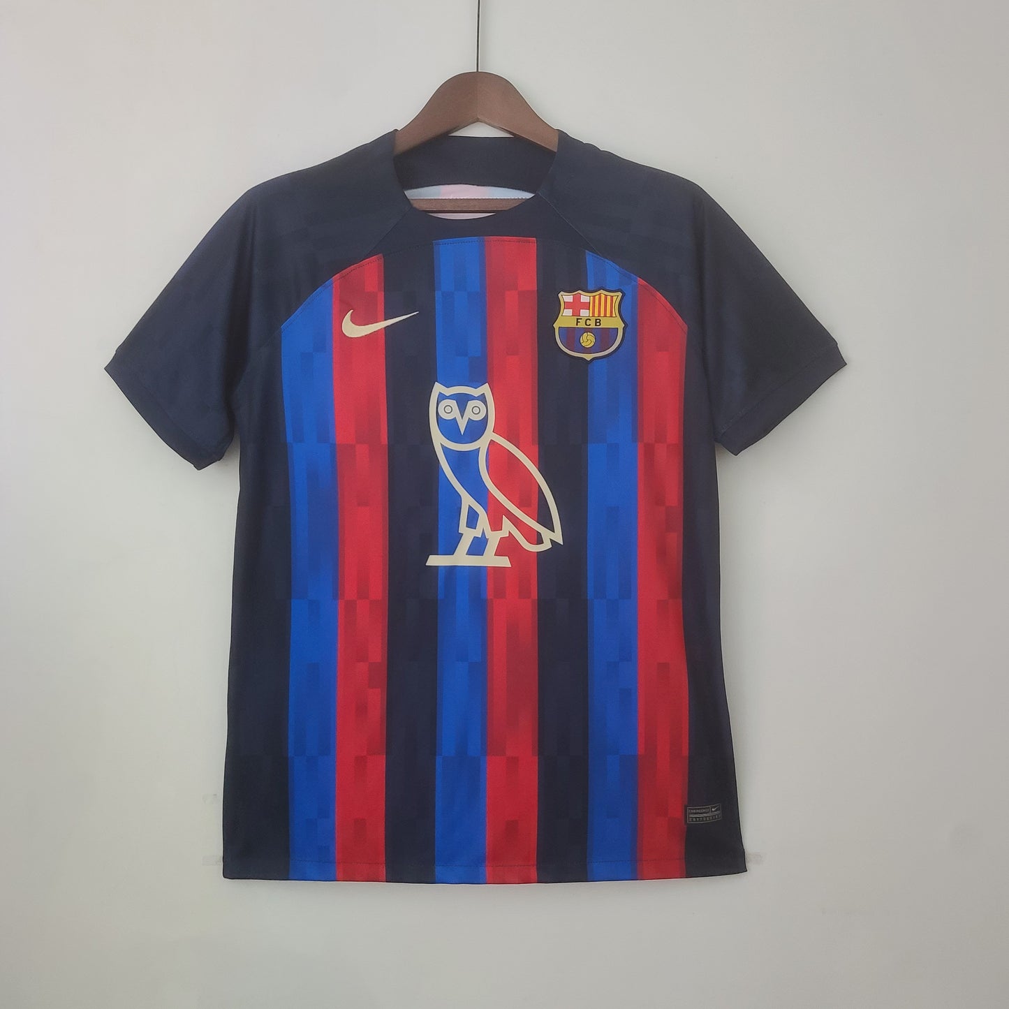 22/23 Barcelona Owl Sponsor Home Soccer Fan Jersey