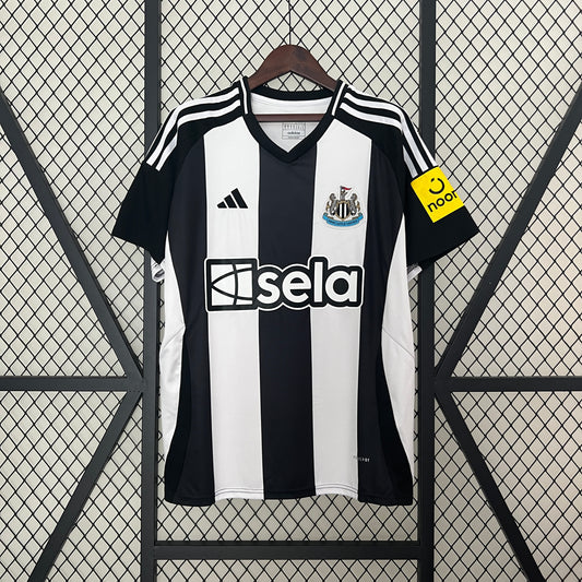 24/25 Newcastle United Home Soccer Fan Jersey