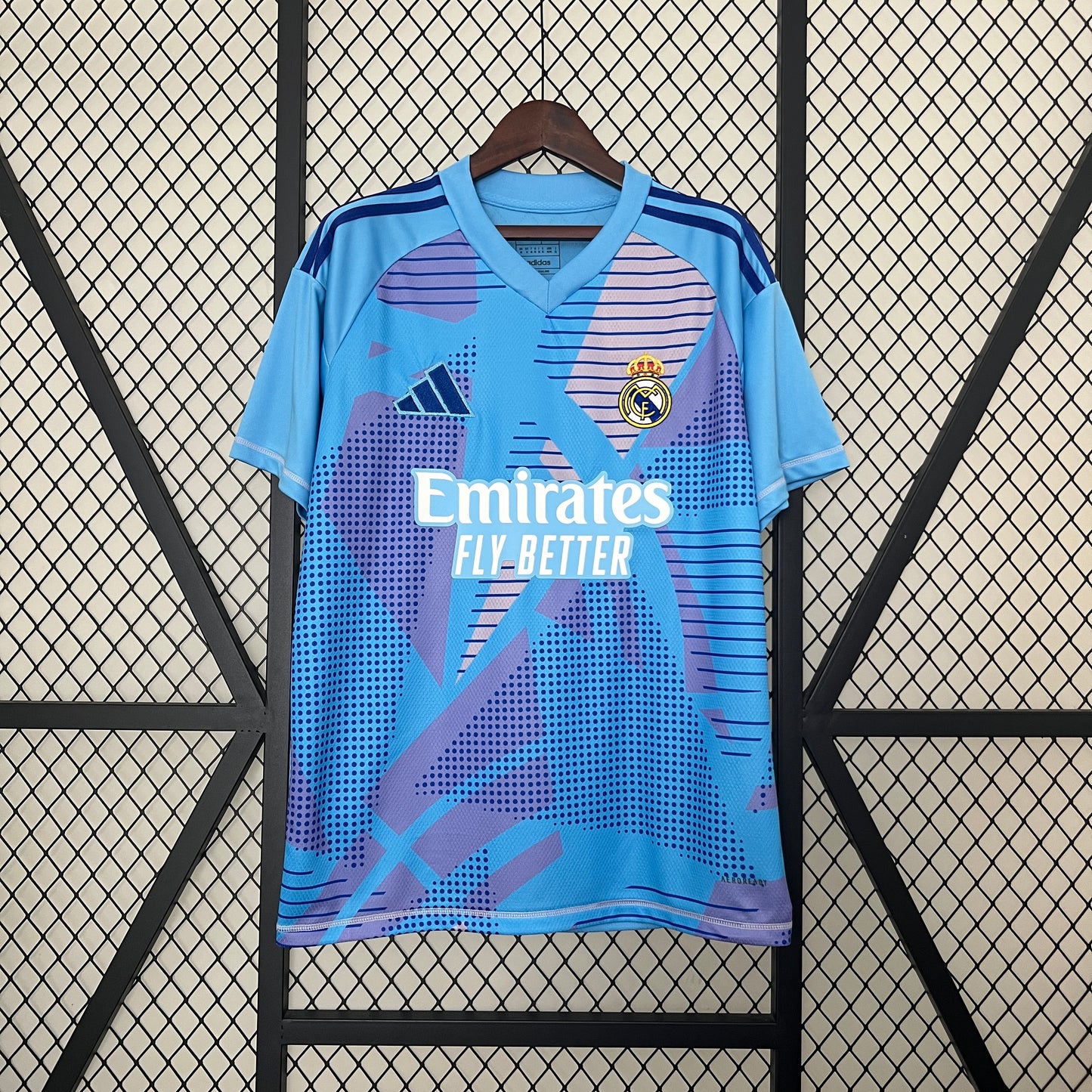 24/25 Real Madrid Goalkeeper Blue Soccer Fan Jersey