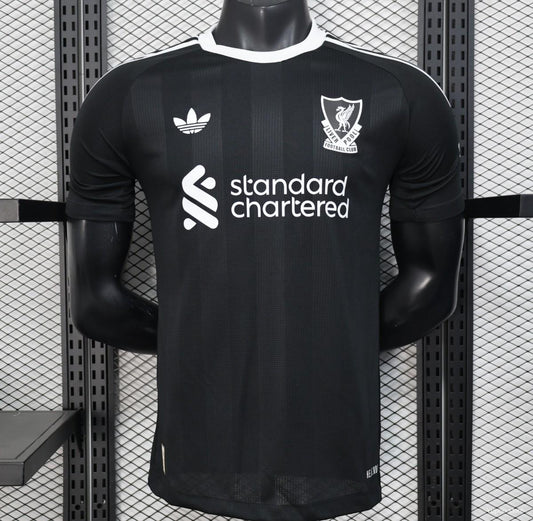 25/26 Liverpool Black Goalkeeper Stadium Jersey