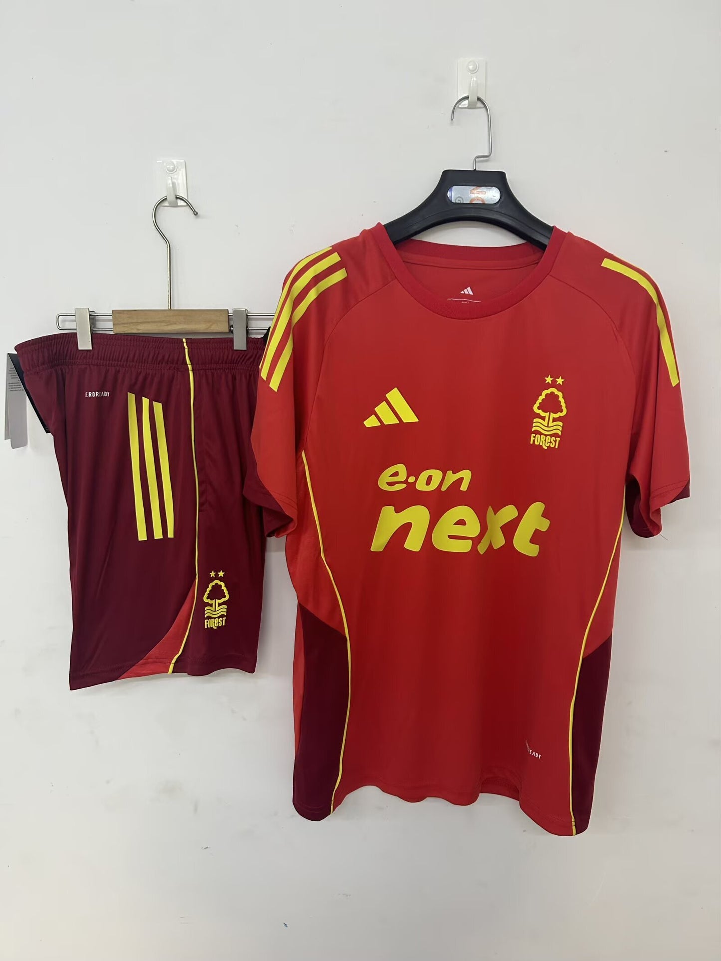 25/26 Nottingham Forest red Training Fan Jersey