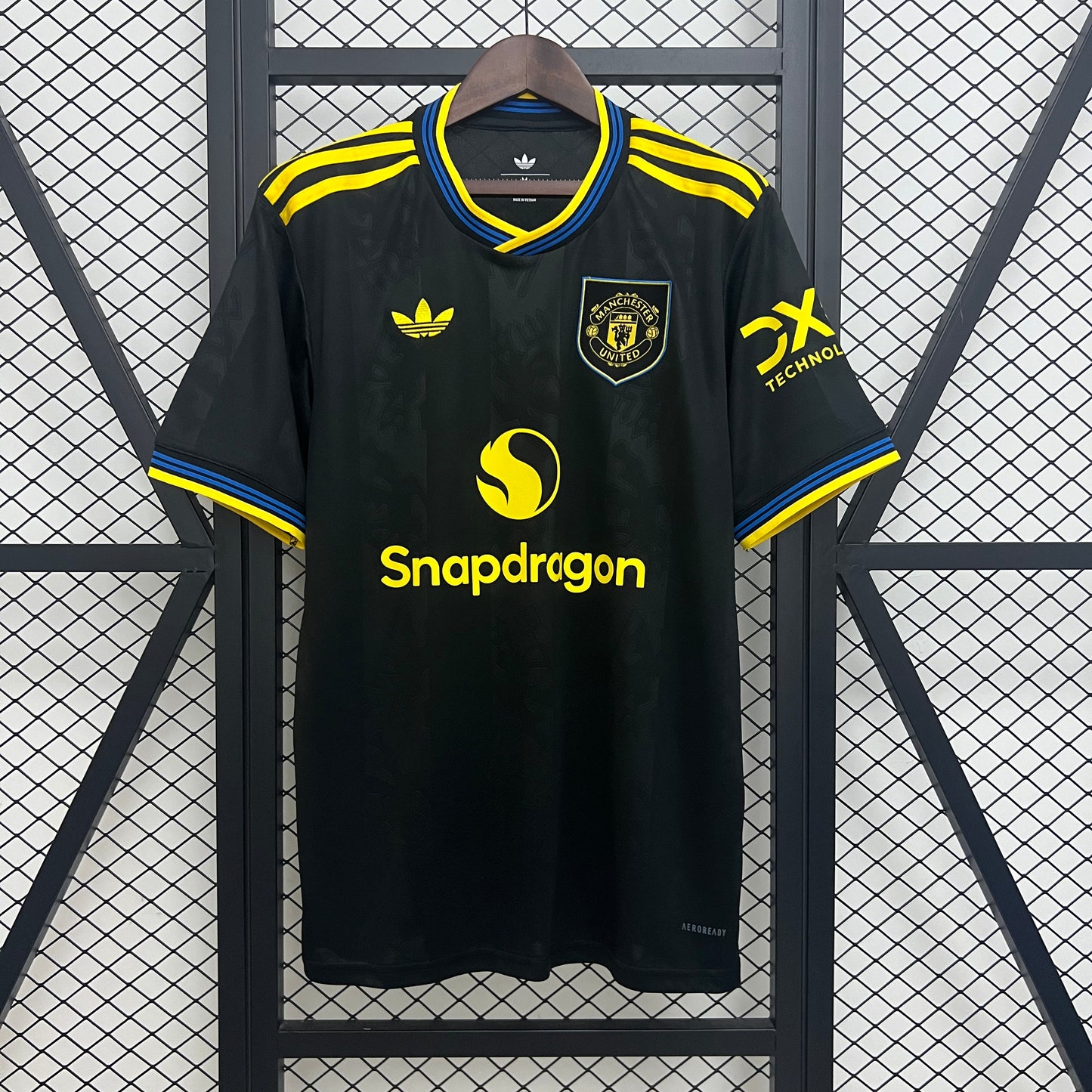 25/26 Manchester United Third Away Black Fan Jersey