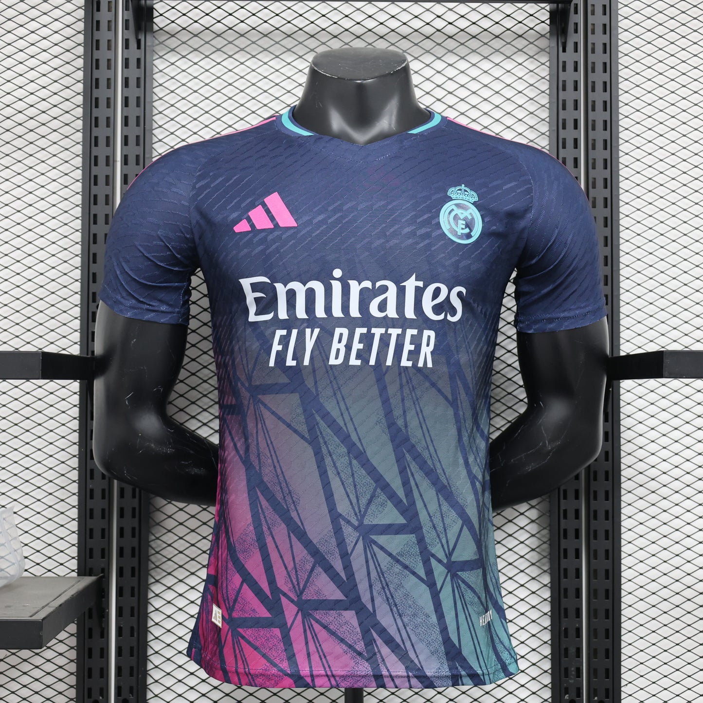 24/25 Real Madrid Special Edition Gradiente Roxo Stadium Jersey