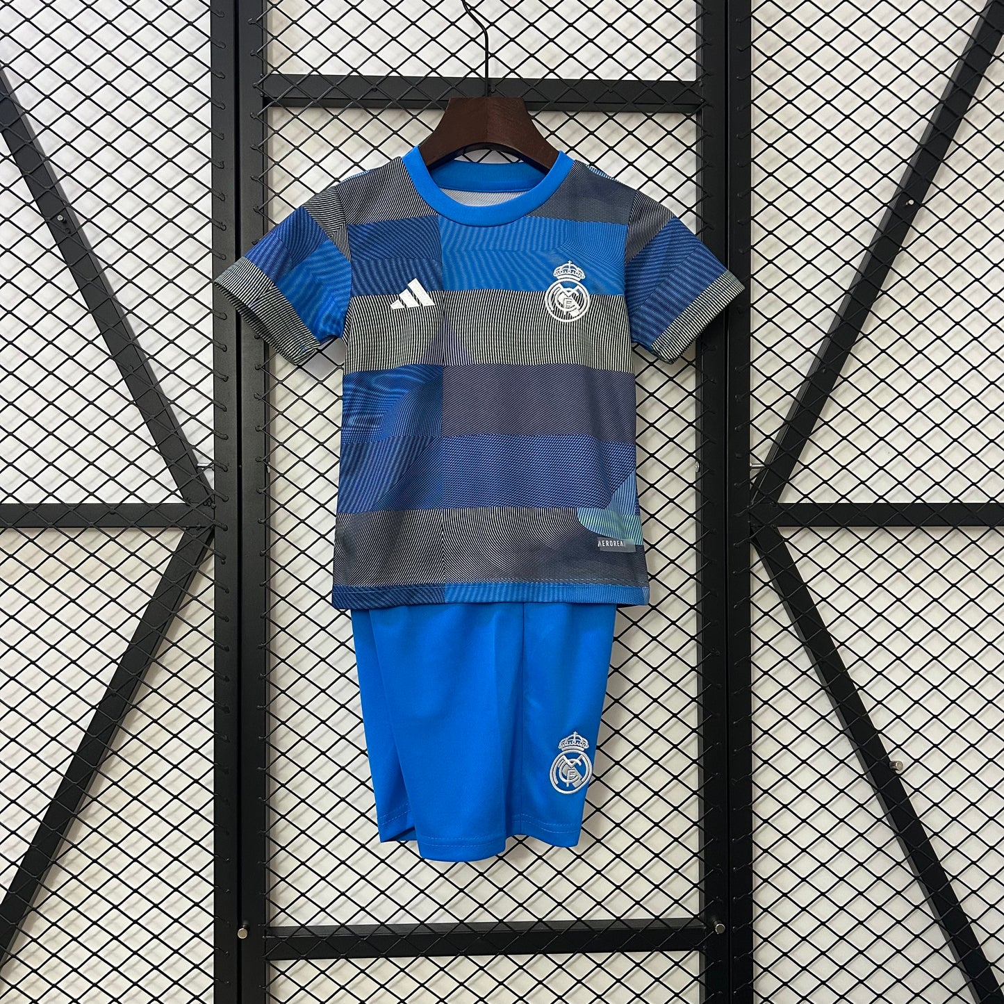 25/26 Real Madrid training uniform blue Kids Fan Jersey