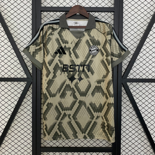 25/26 Bayern Munich Special Edition green soccer Fan Jersey