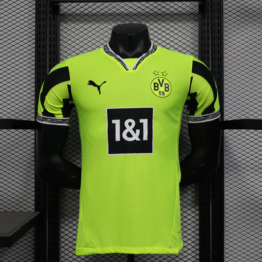 25/26 Borussia Dortmund Special Edition Green player Fan Jersey